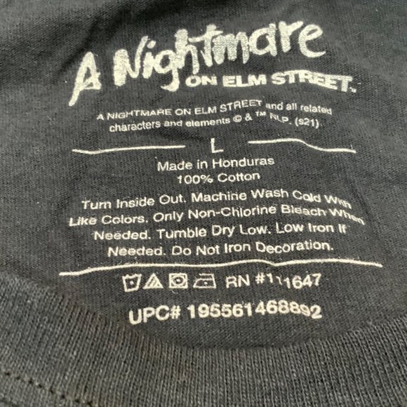 A NIGHTMARE ON ELM STREET Graphic T Shirt Mens Sz Large Freddy Horror Movie Tee - Picture 4 of 4